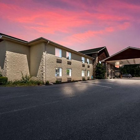 Surestay Plus Hotel By Best Western Berkeley Springs Extérieur photo