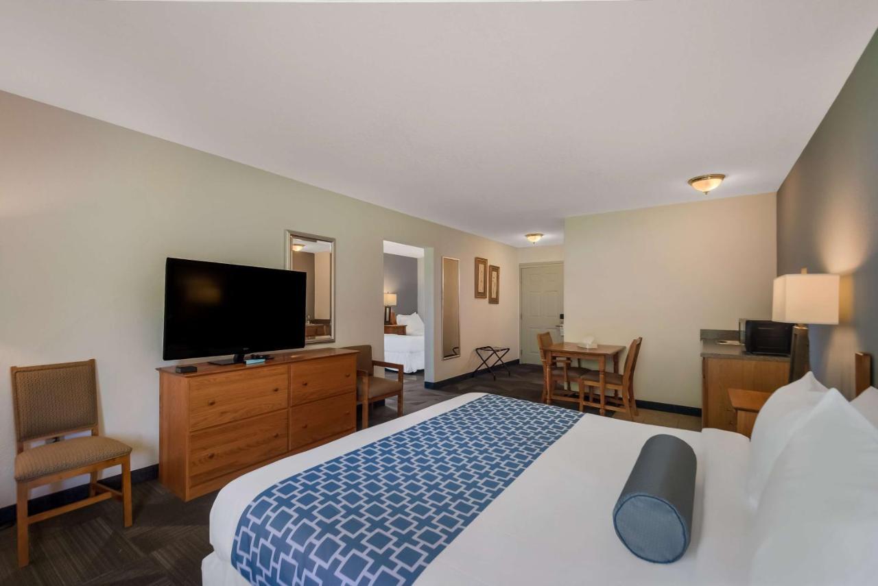Surestay Plus Hotel By Best Western Berkeley Springs Extérieur photo