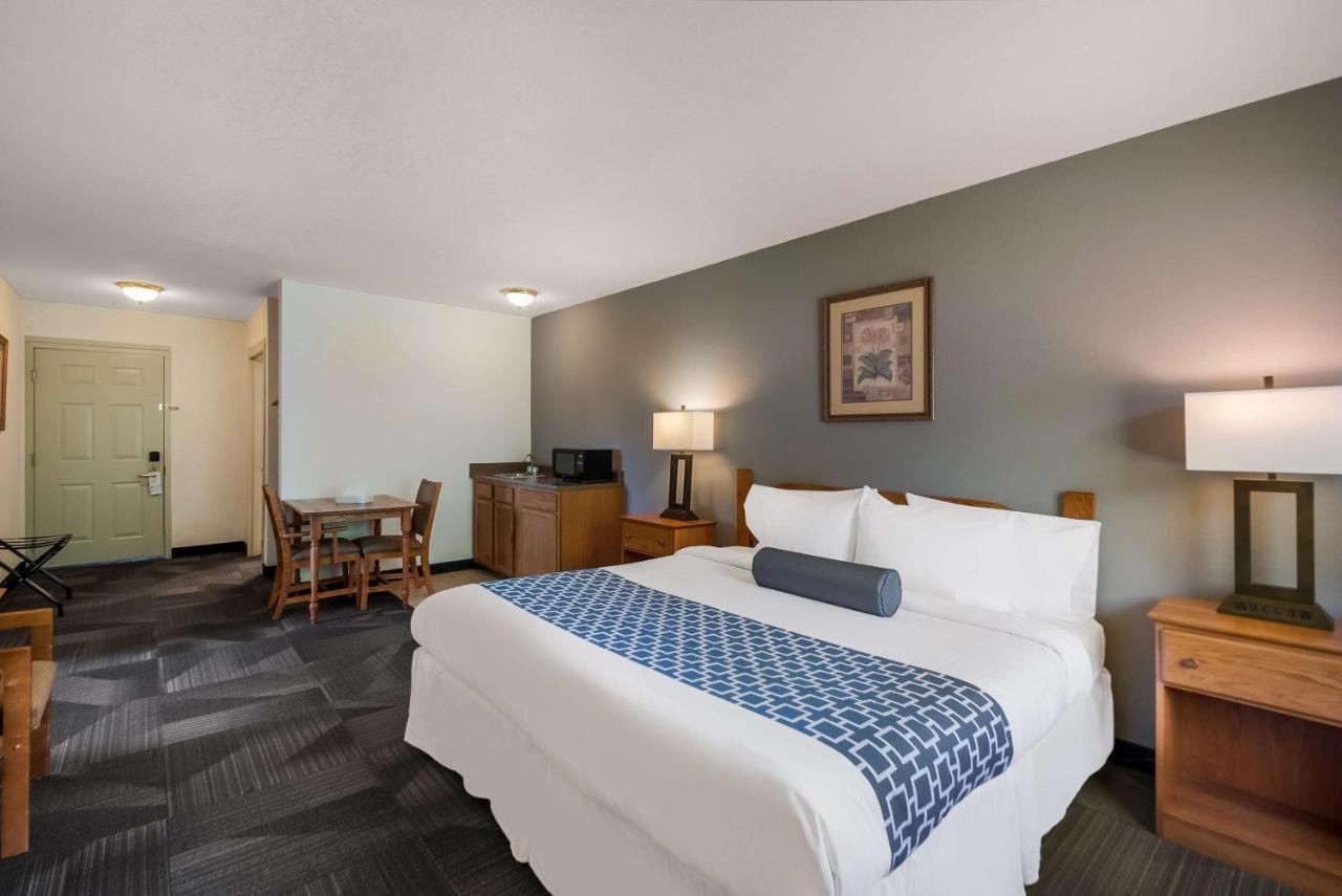 Surestay Plus Hotel By Best Western Berkeley Springs Extérieur photo