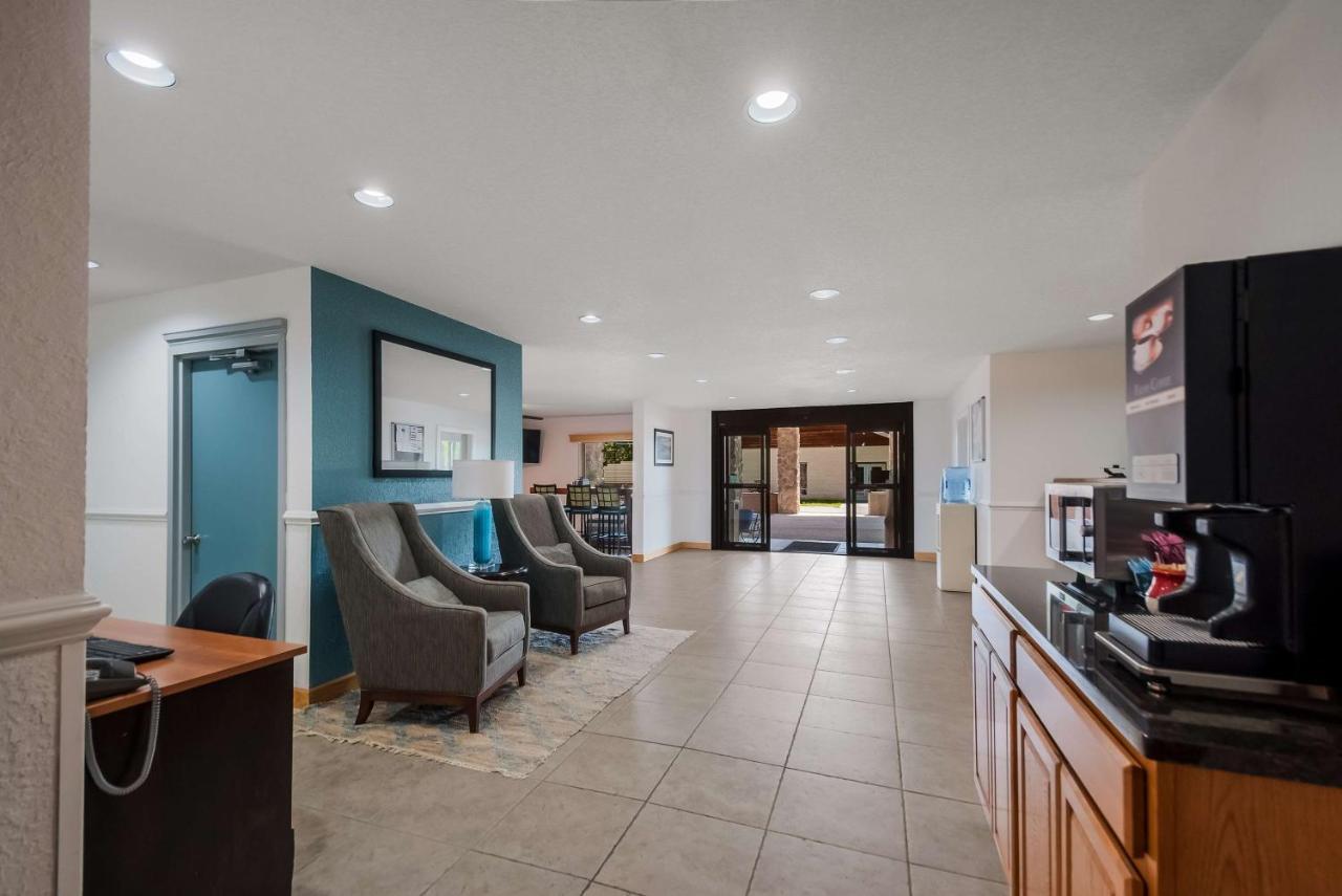Surestay Plus Hotel By Best Western Berkeley Springs Extérieur photo