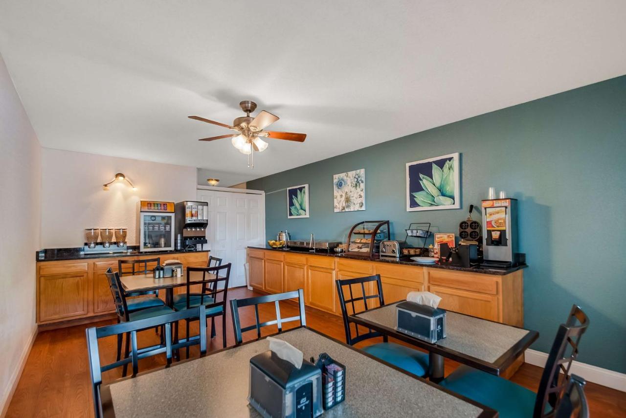 Surestay Plus Hotel By Best Western Berkeley Springs Extérieur photo
