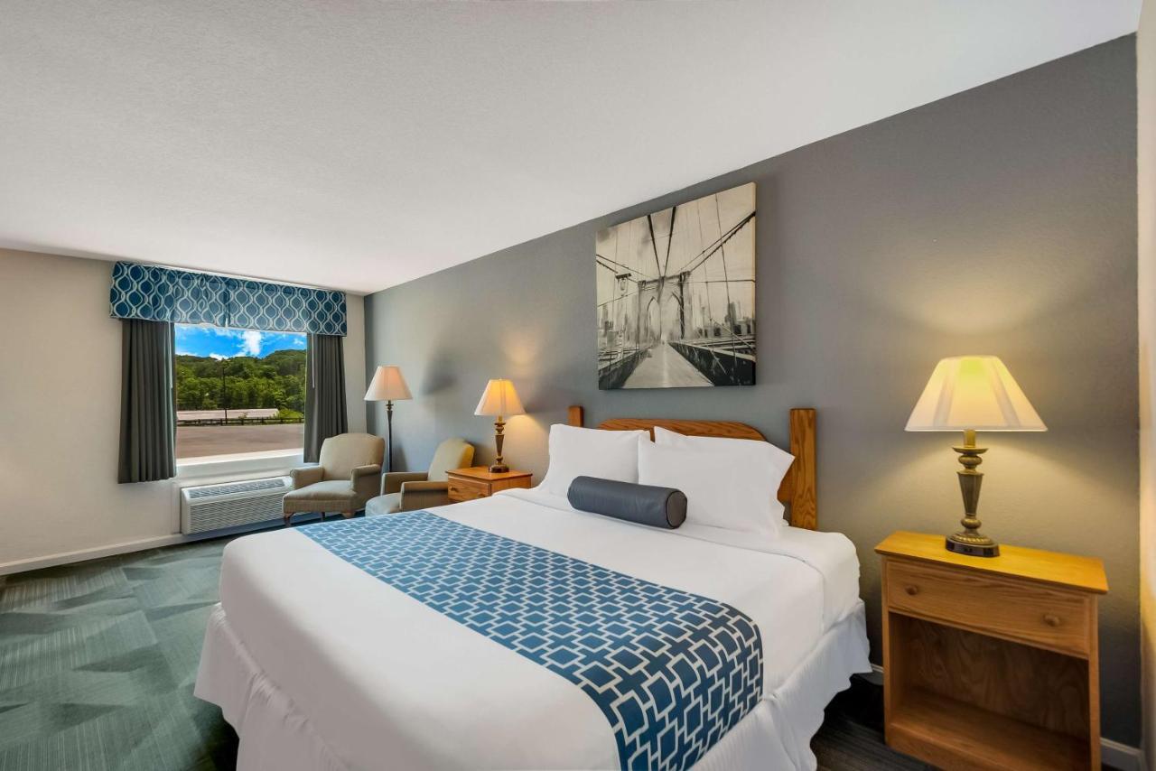 Surestay Plus Hotel By Best Western Berkeley Springs Extérieur photo