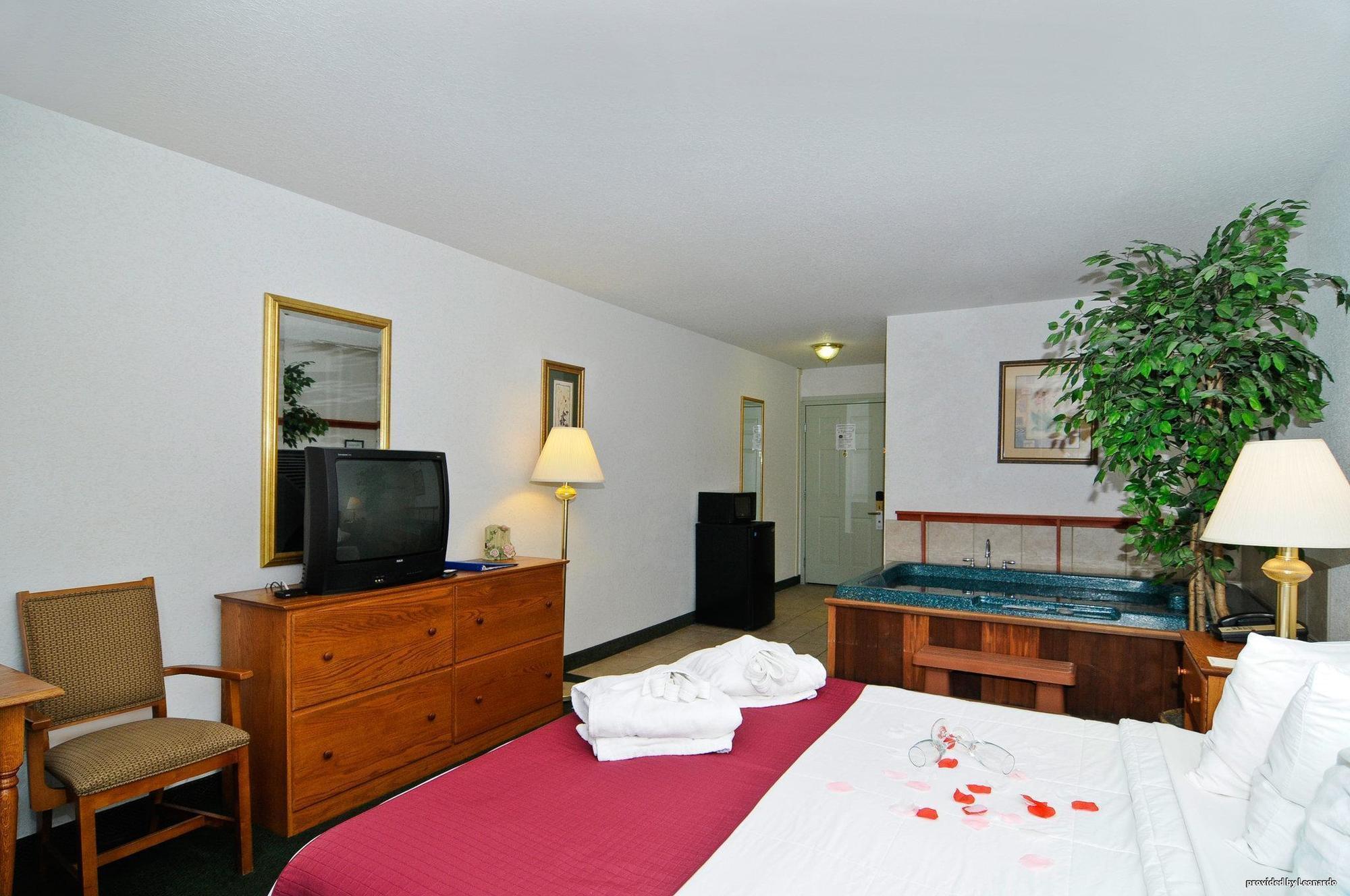 Surestay Plus Hotel By Best Western Berkeley Springs Chambre photo