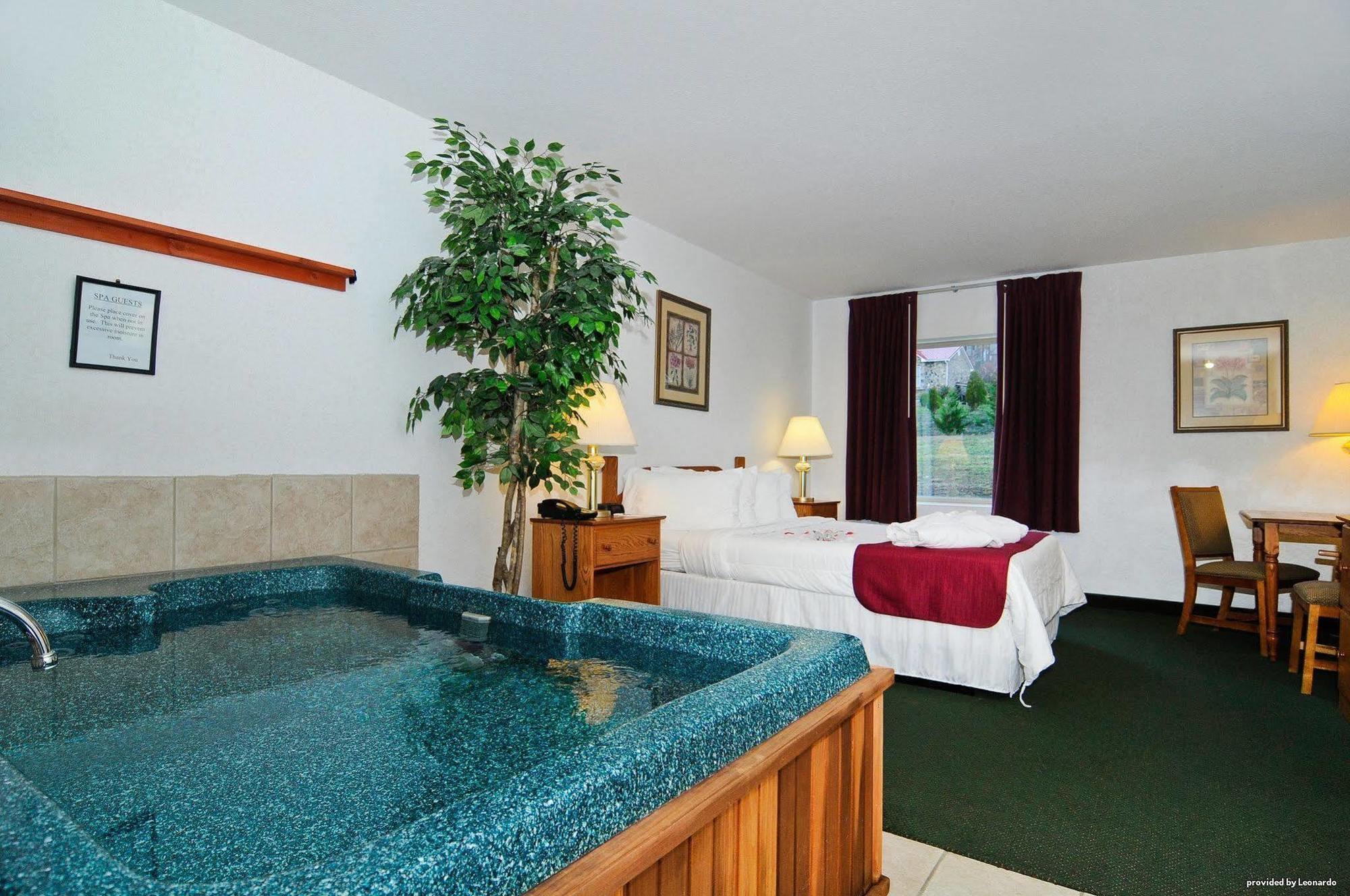 Surestay Plus Hotel By Best Western Berkeley Springs Chambre photo