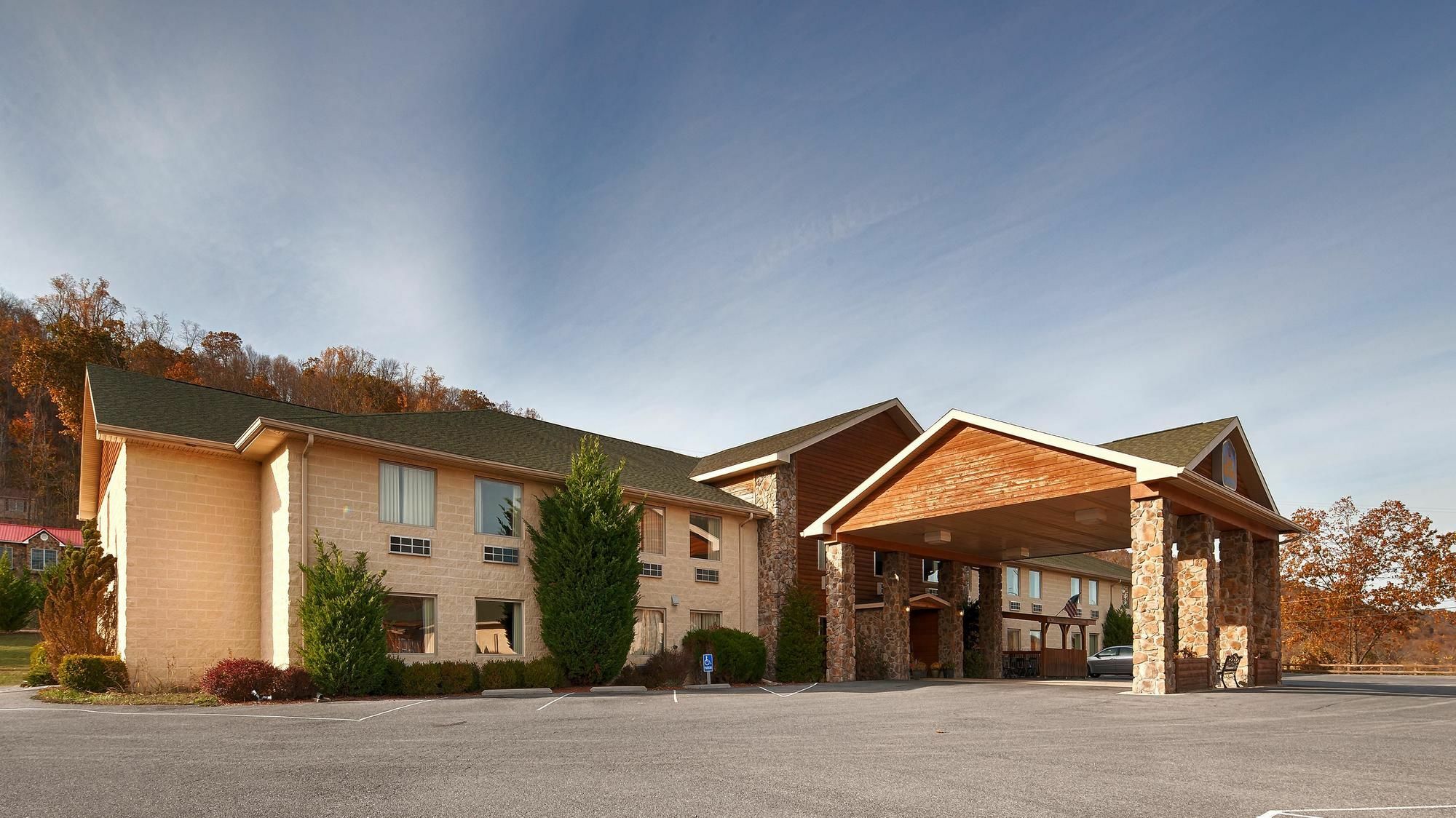 Surestay Plus Hotel By Best Western Berkeley Springs Extérieur photo